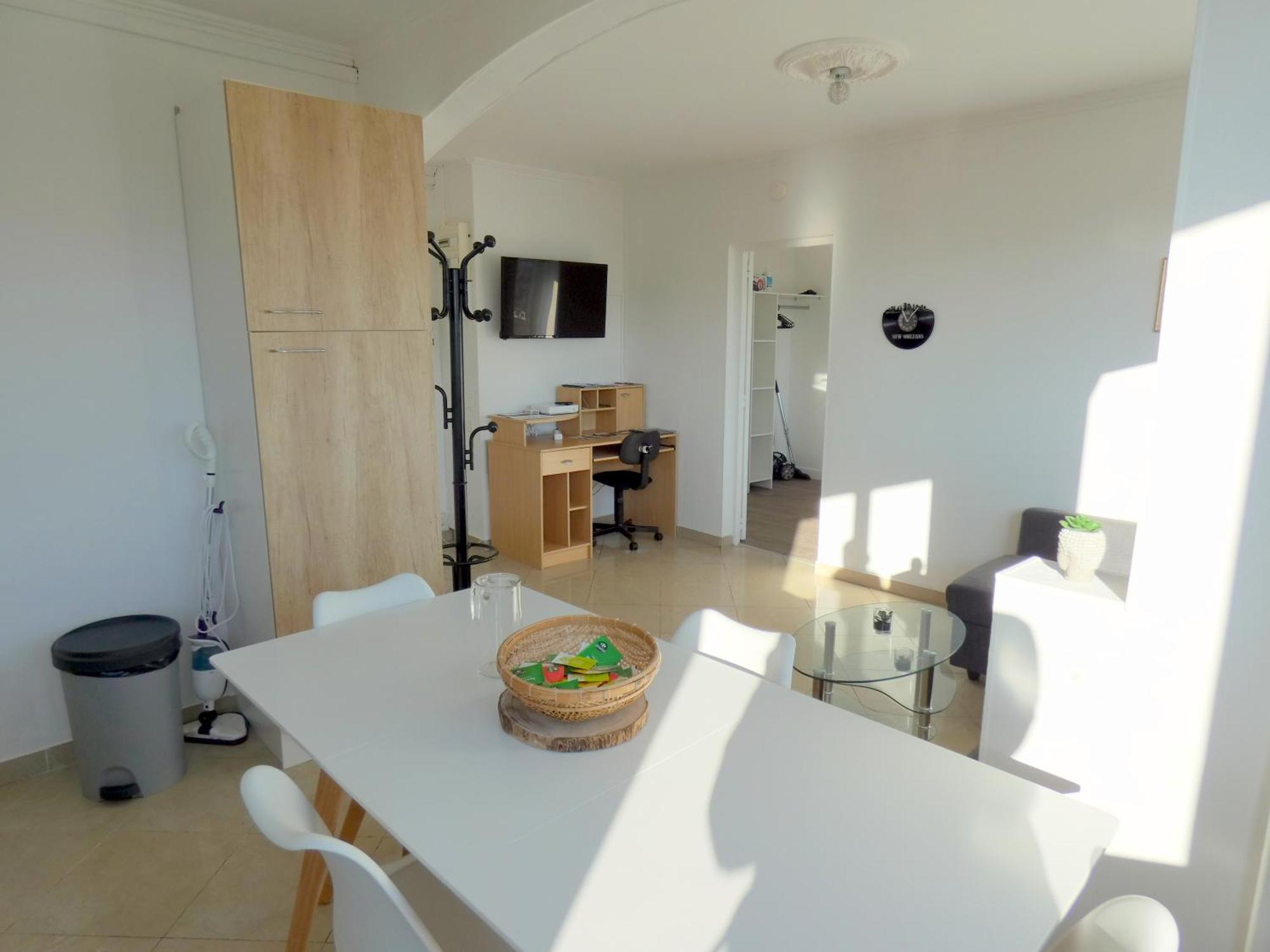 Апартаменти 37M2 Lumineux Face Gare Sncf, Wifi Et Cafe Et The Offerts Орлеан Екстер'єр фото